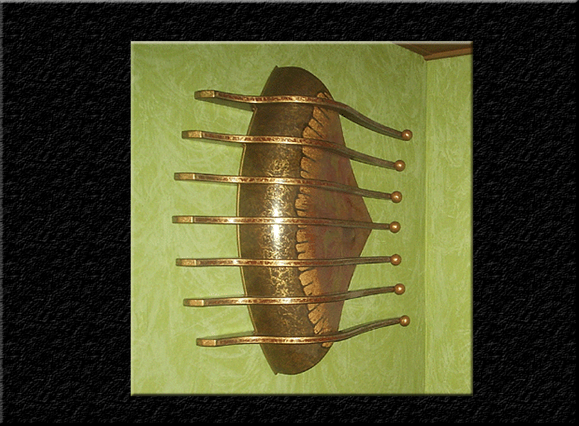 picture of sculpture - Piece Of The Pie